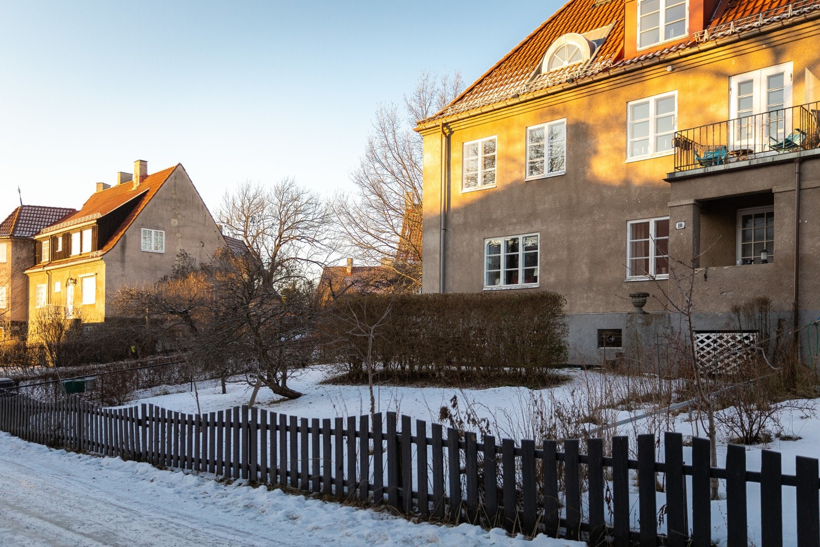 Direkte utgang til ca 210 kvm hage Galleribilde