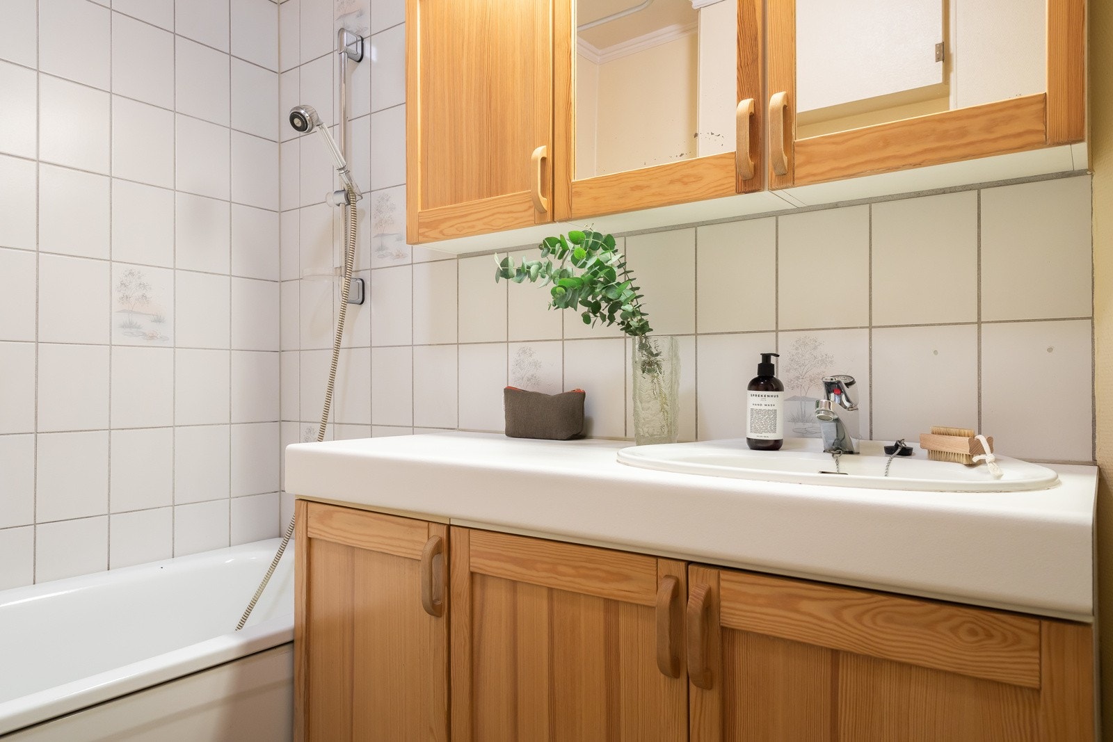 Badet i 1 etasje Galleribilde