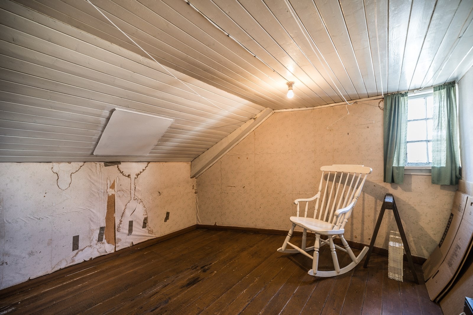 Loftsrom Galleribilde