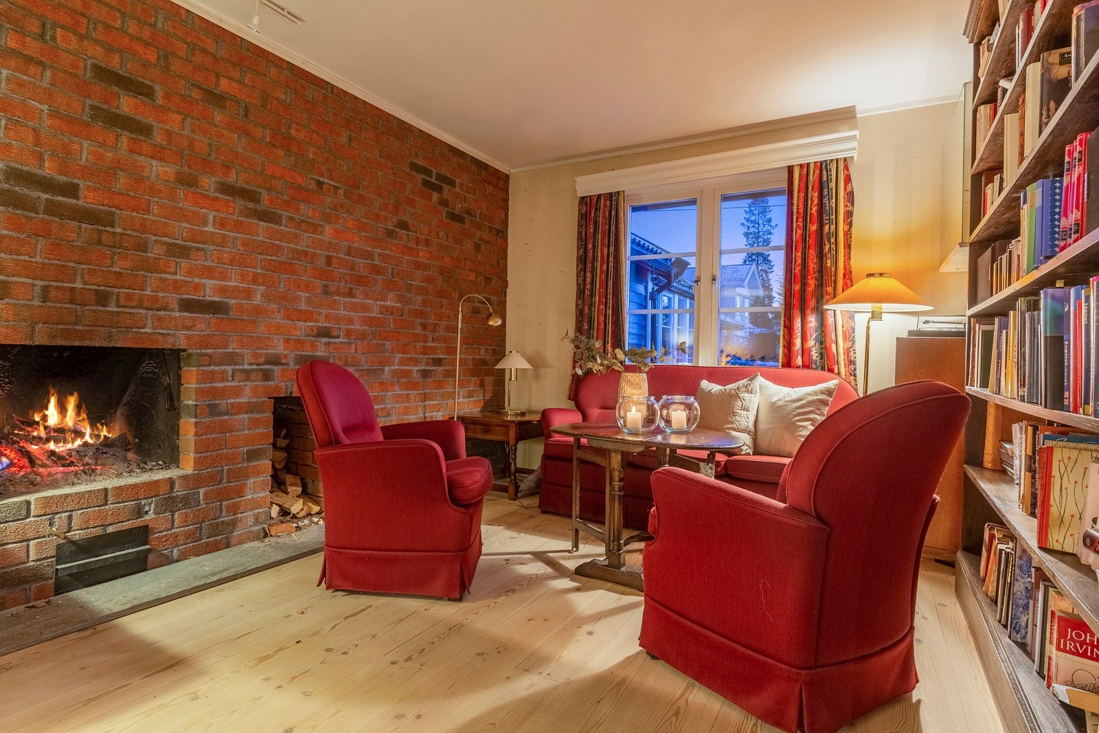 To ildsteder som varmer godt om vinteren. Galleribilde