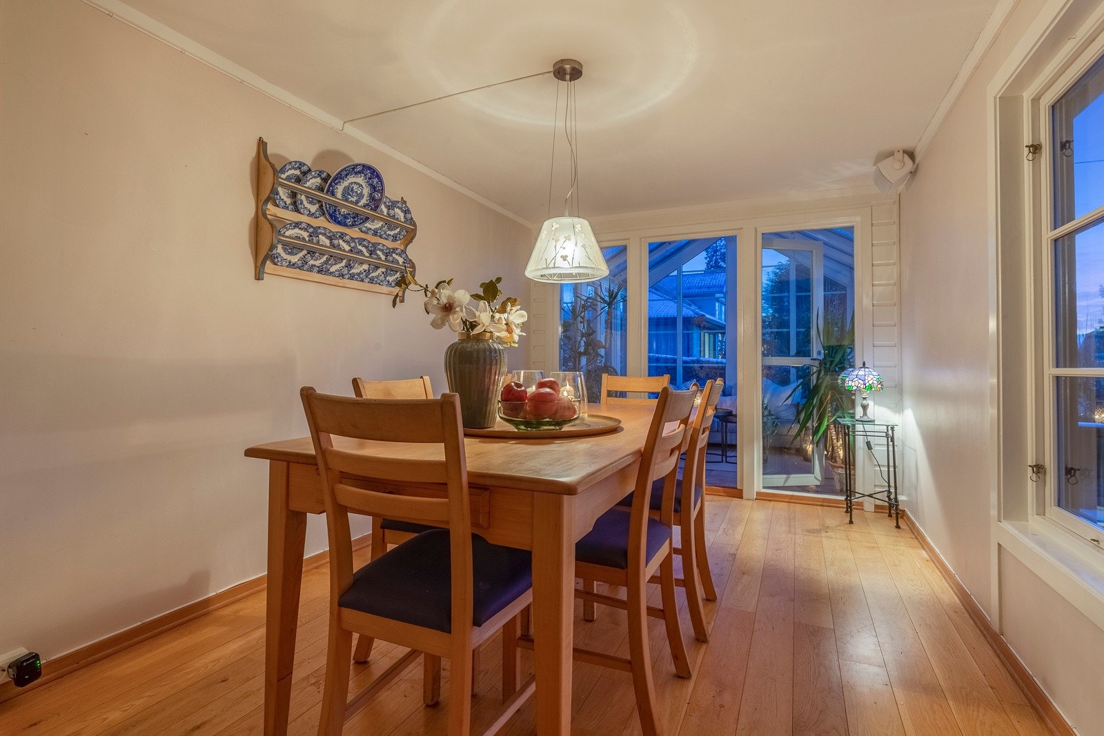 Stemningsbilde kveld. Galleribilde