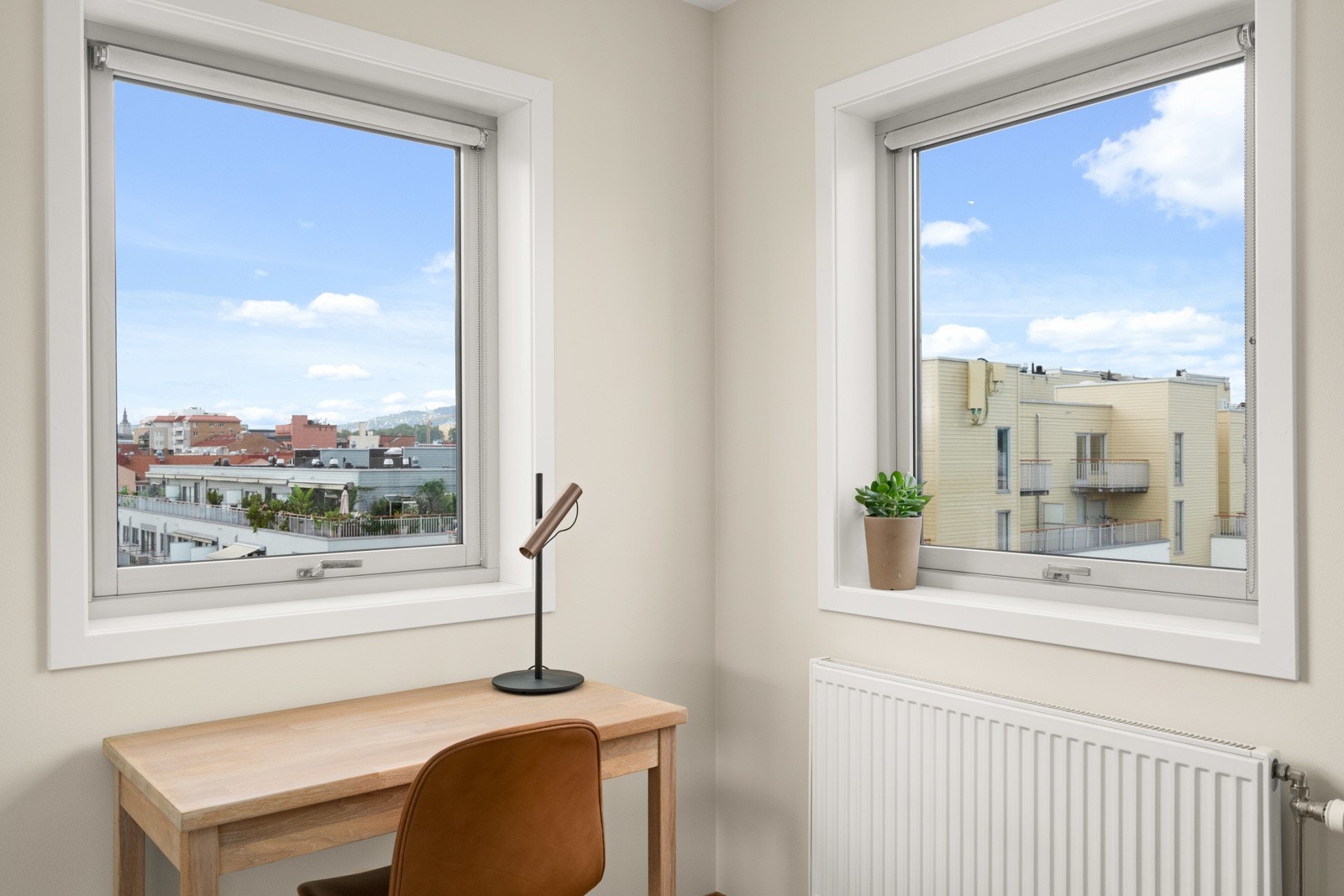 Flott utsikt mot Holmenkollen. Galleribilde