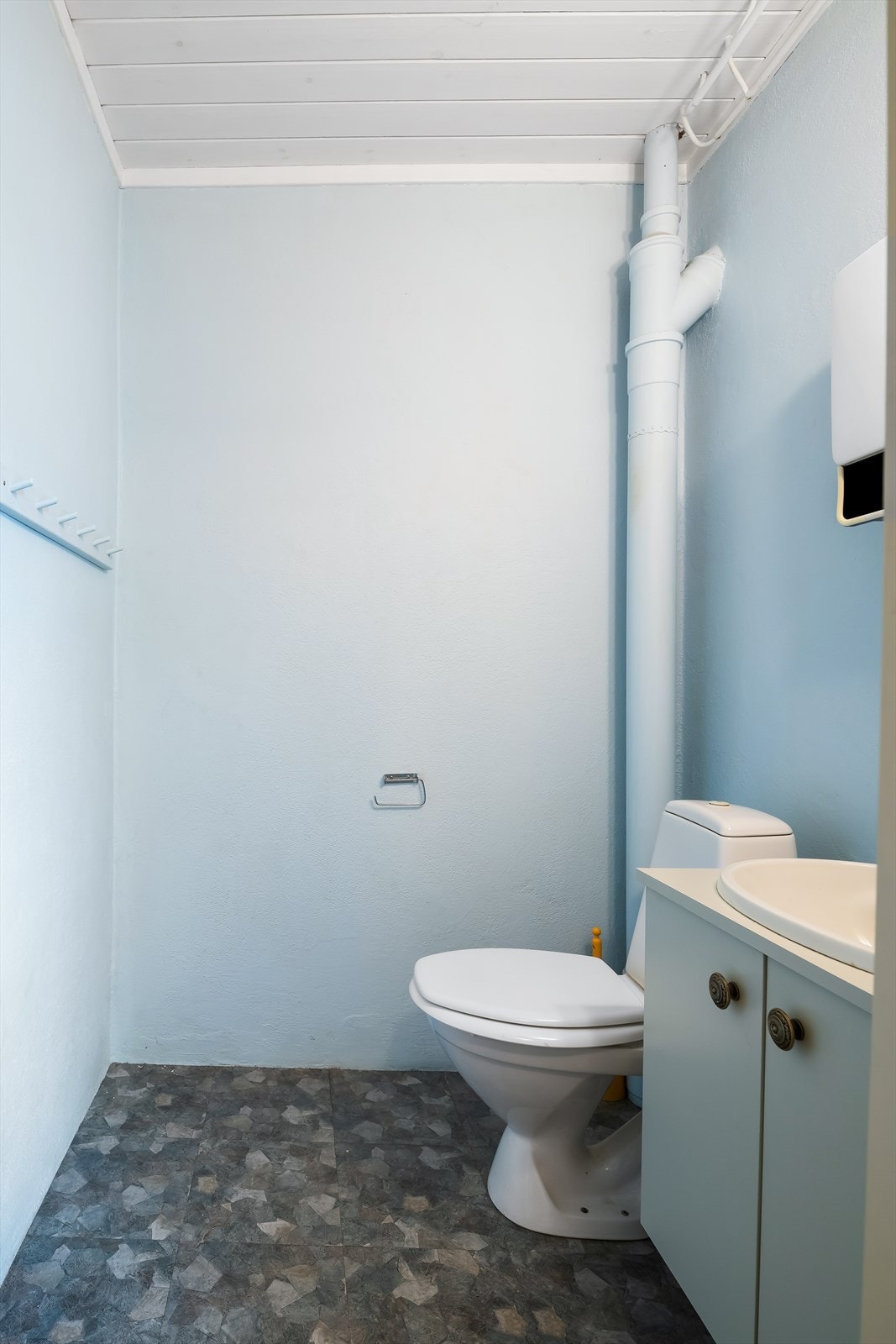 WC i sokkeletasje Galleribilde