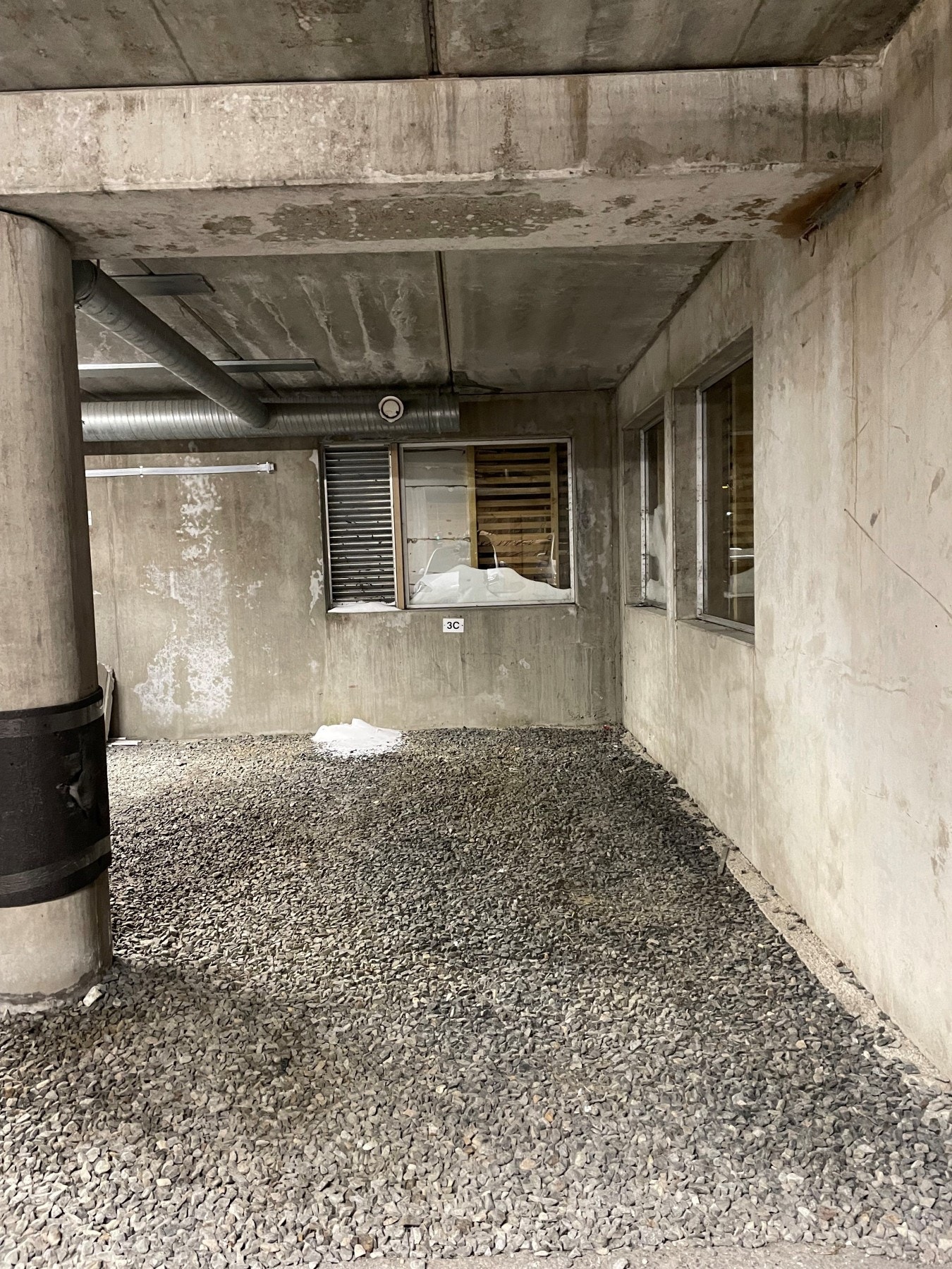 Eiet garasjeplass Galleribilde