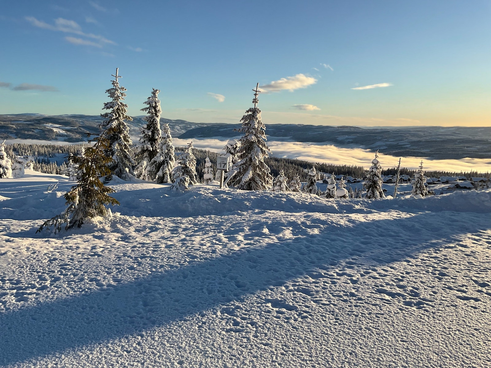 Utsikt mot Hafjell i syd Galleribilde