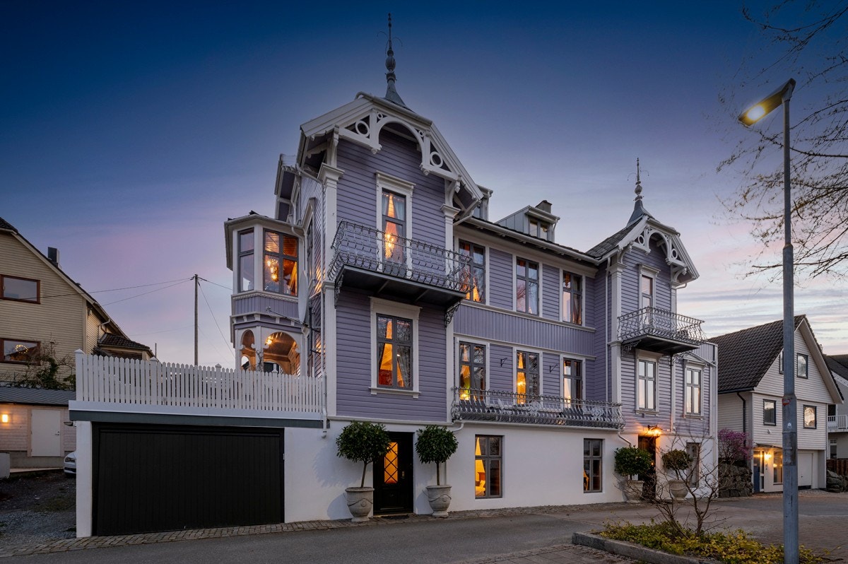 PrivatMegleren v/ Eiendomsmegler MNEF Erlend Haglund presenterer Oscars gate 18 for salg. Galleribilde