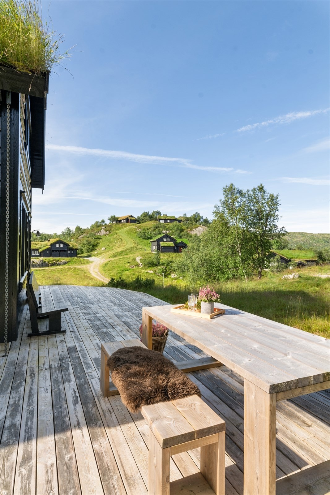 Naturskjønne omgivelser og et meget velintegrert hyttefelt. Galleribilde
