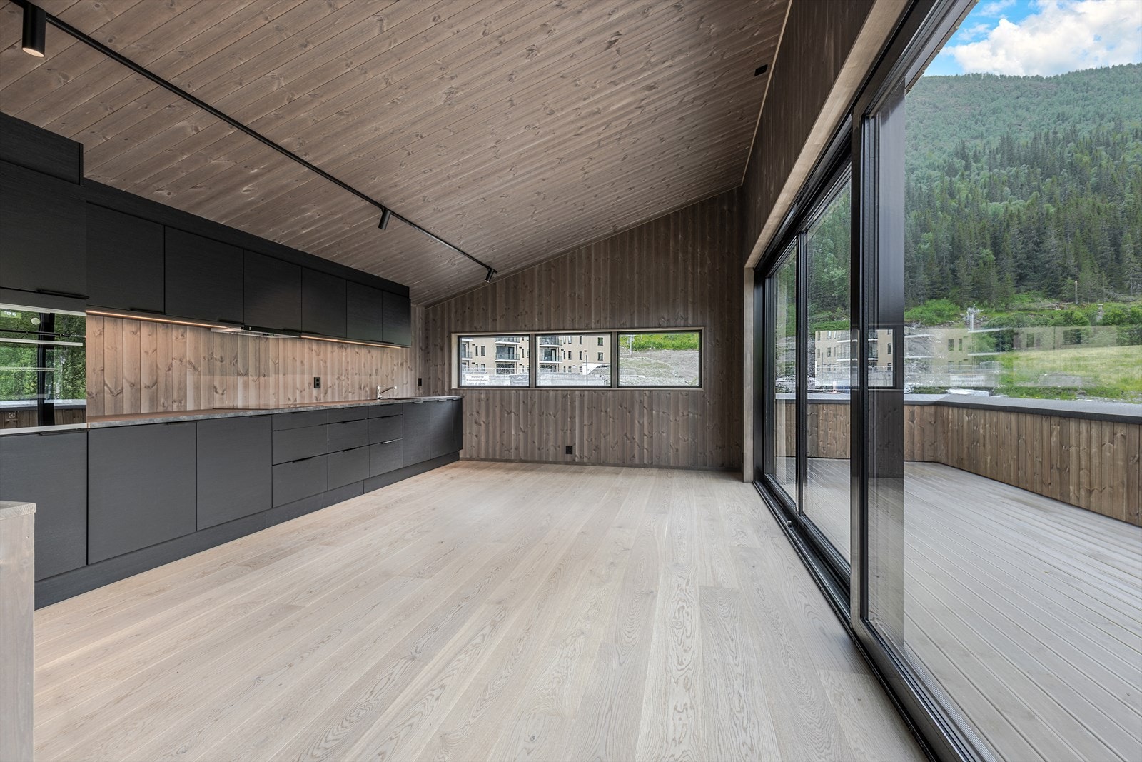 Hytta vi nå har for salg er under oppføring og er estimert ferdigstilt til jul 2022! Galleribilde