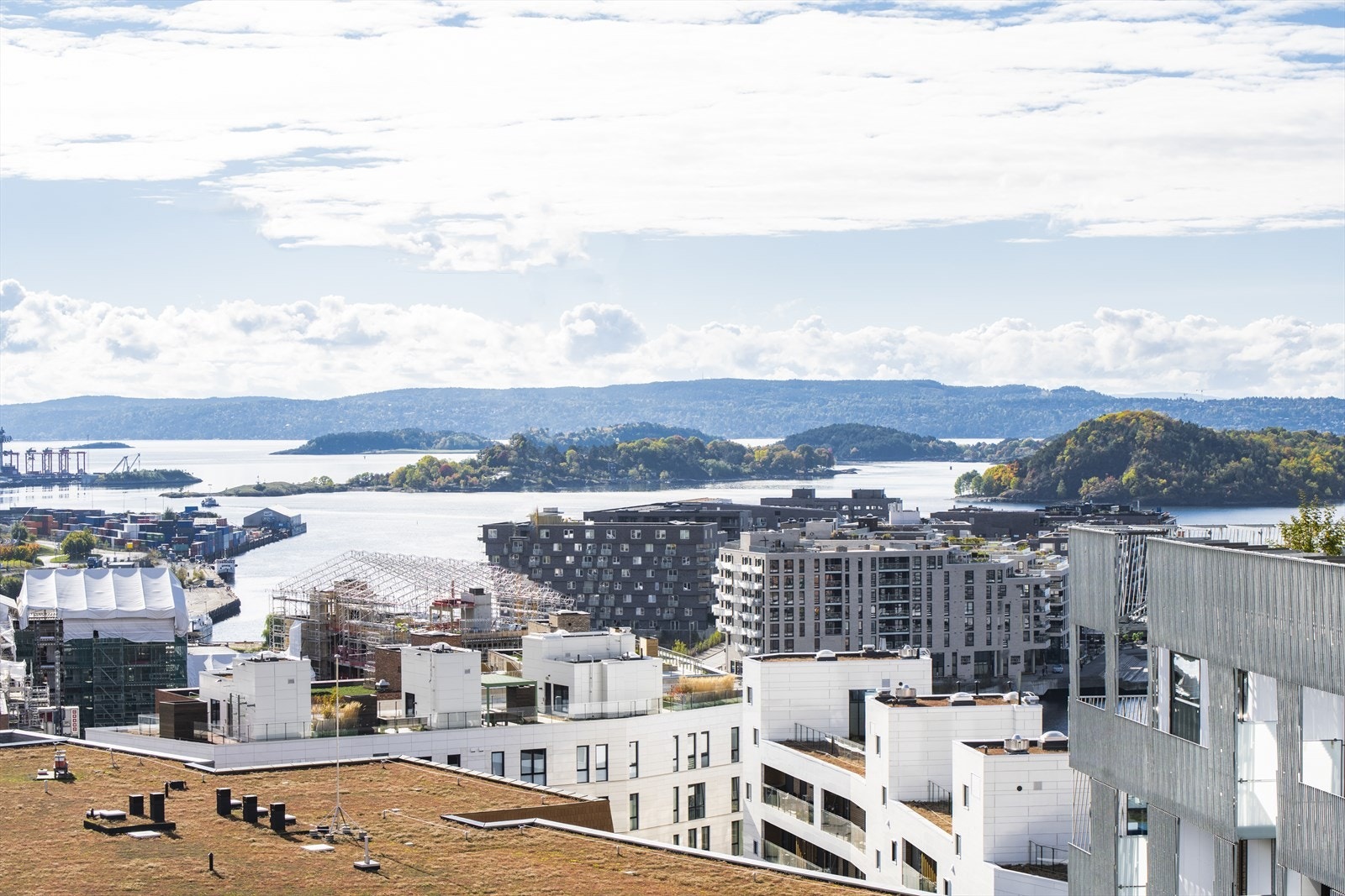 Takterrassen byr på sol fra morgen til kveld! Galleribilde