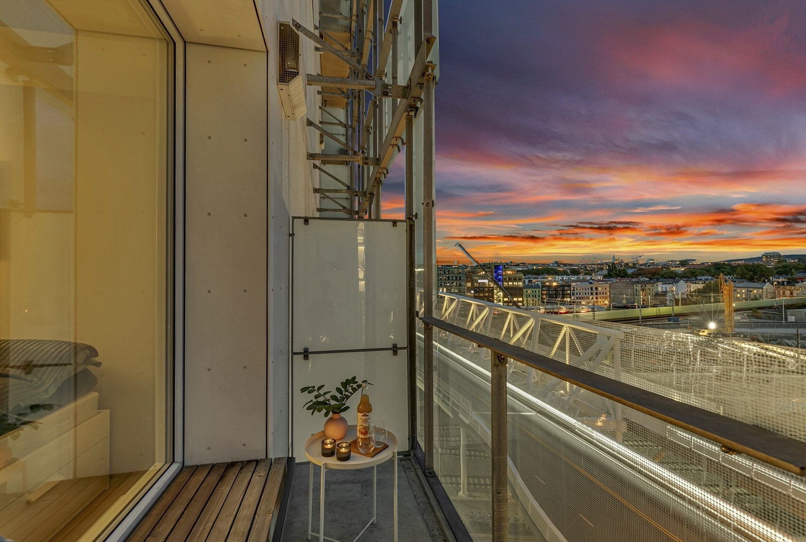 Fra hovedsoverommet har du utgang til balkongen. Galleribilde