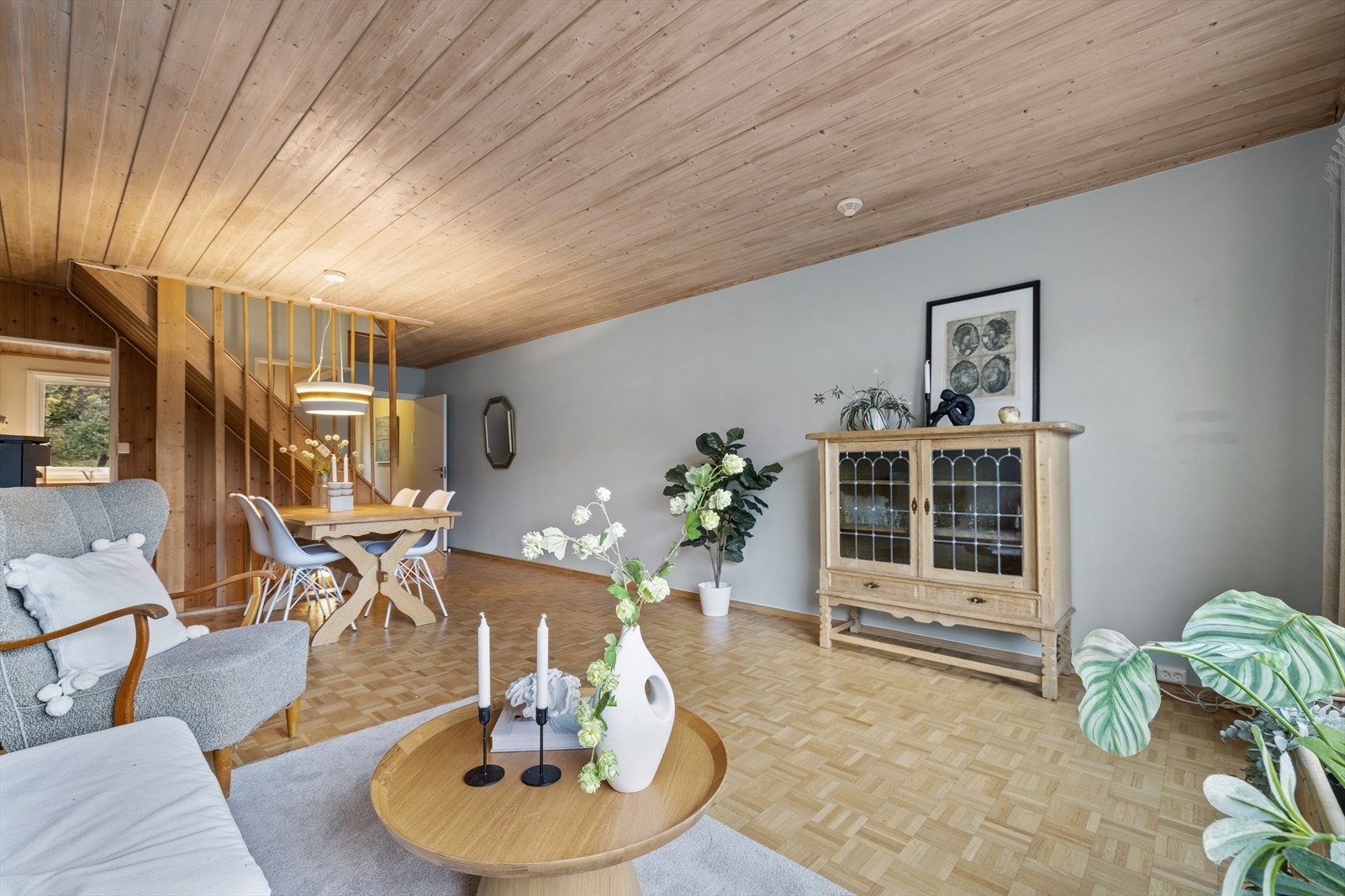 Veggene er sparklet og malt i en rolig og behagelig farge Galleribilde