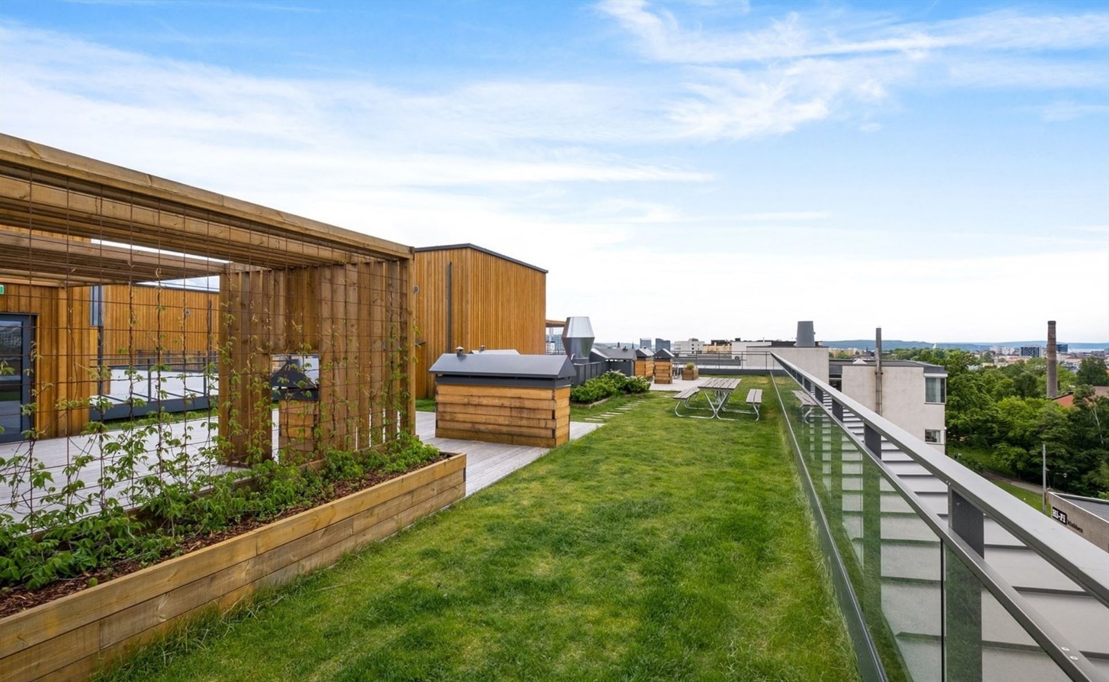 Fellestakterrasse med nydelig utsikt over Oslo Galleribilde