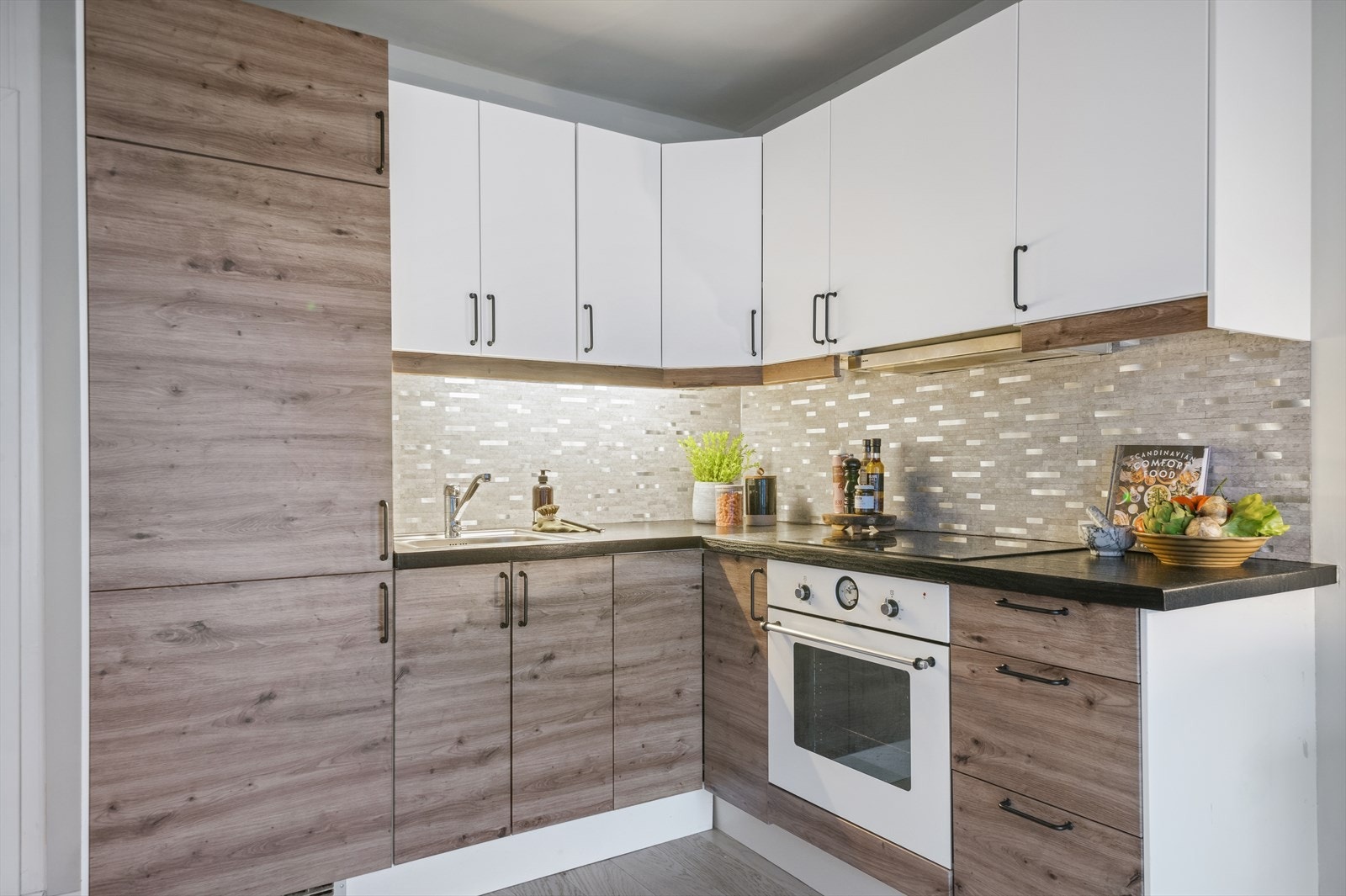 Ventilator med kullfilter fra ca. 2010. Galleribilde