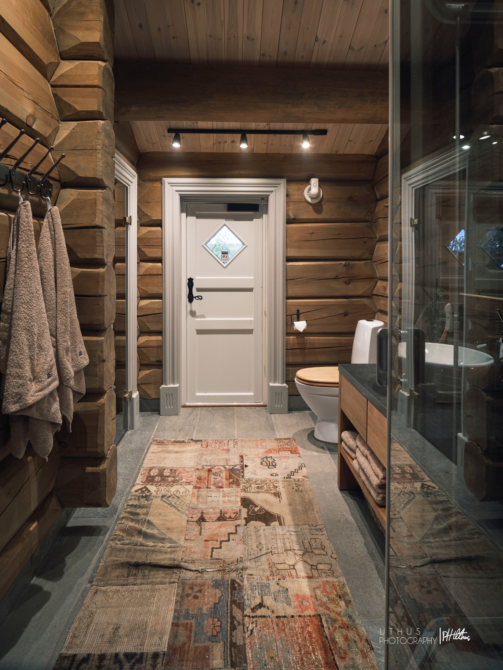 Pent bad med utgang til jacuzzi Galleribilde