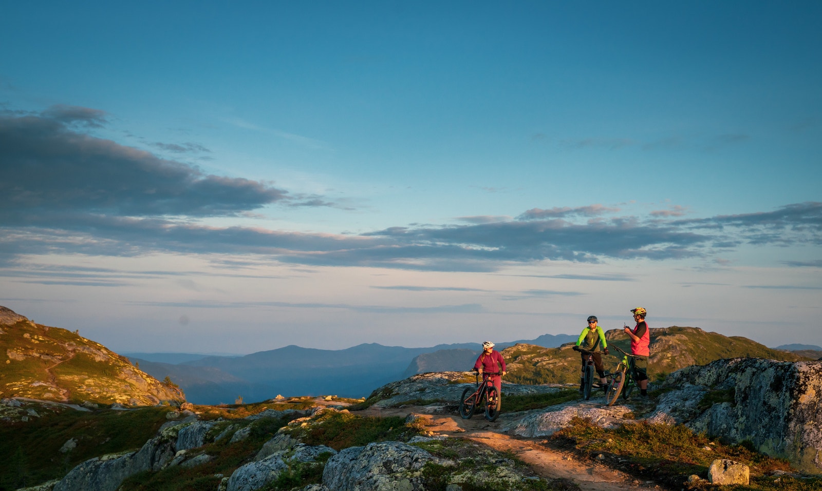 Hallingspranget 17 km unik sykkelsti fra fjellet og ned til Nesbyen Galleribilde