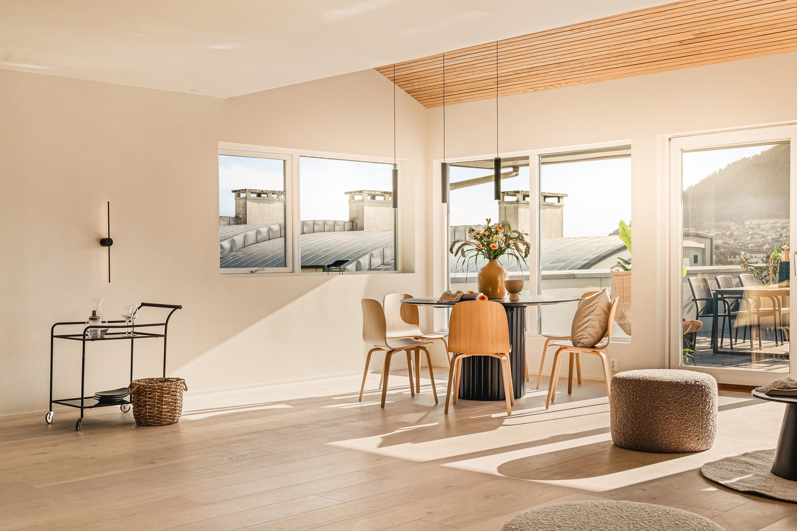 God plass til stor spisestue/langbord Galleribilde
