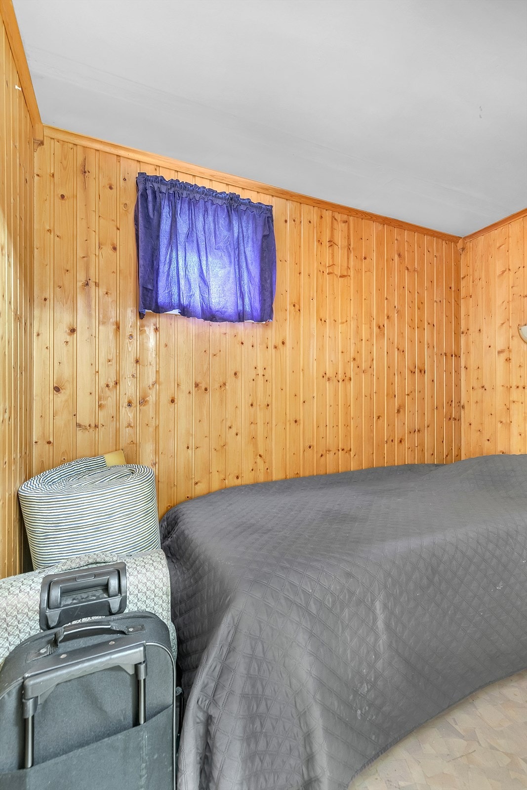 Underetasje - Hybel - Alkove (Ikke godkjent for varig opphold) Galleribilde