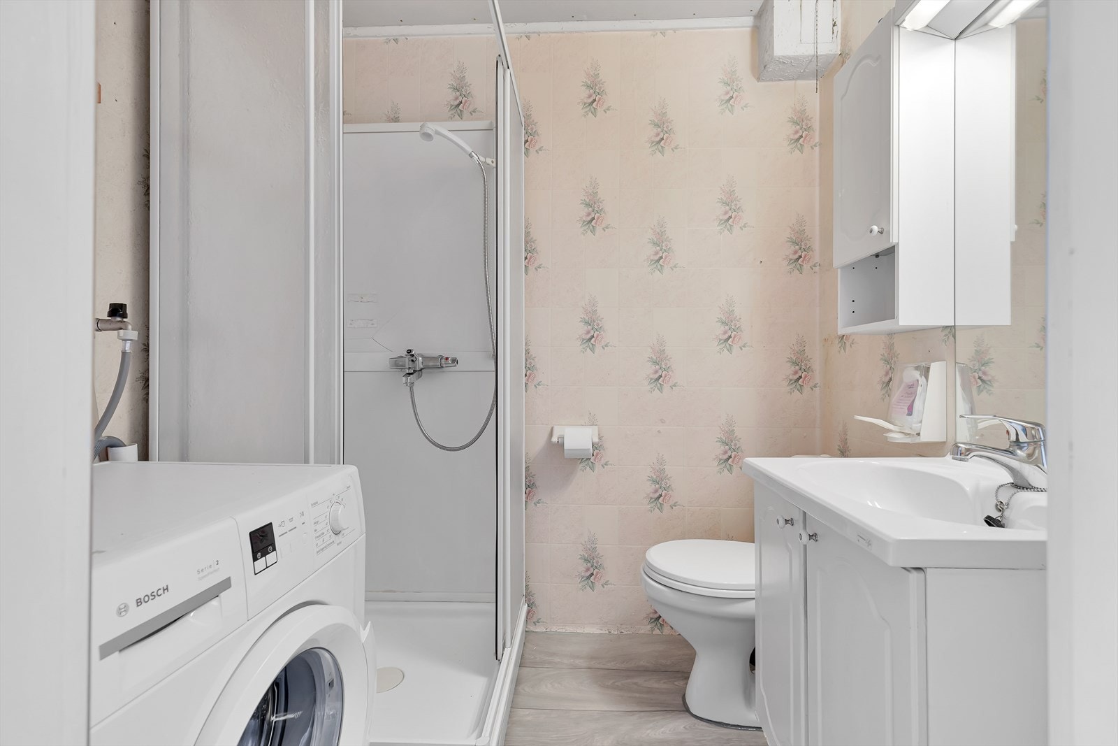 Bad i 2. etasje Galleribilde