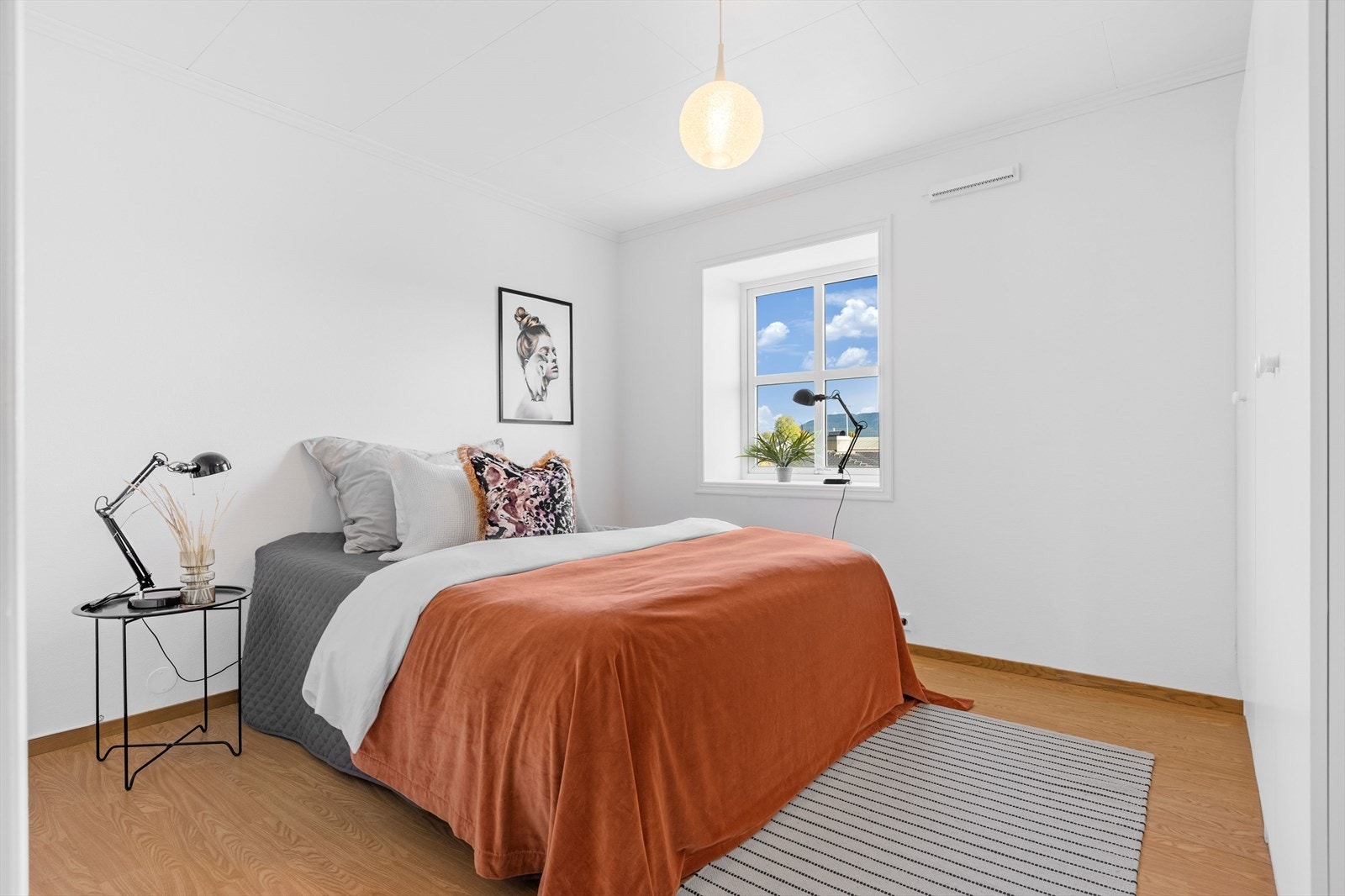 Hovedsoverom med garderobe Galleribilde