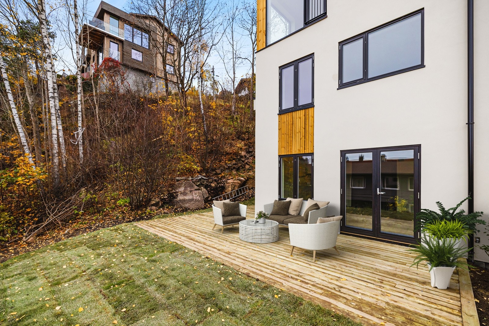 Hage med markterrasse Galleribilde