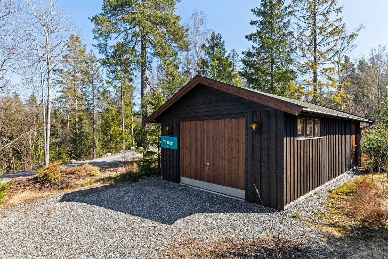 Frittstående garasje Galleribilde