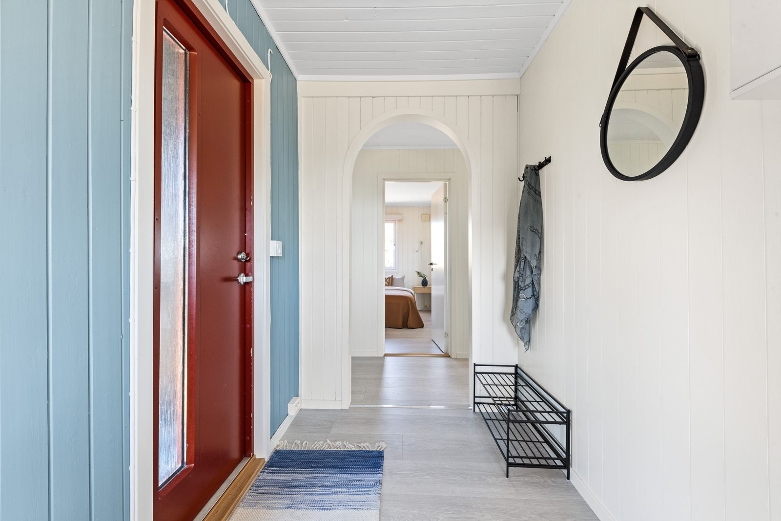 Entré / gang med oppbevaringsplass til sko og yttertøy Galleribilde