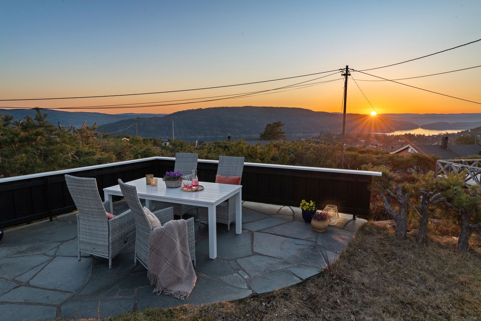 Her kan solen nytes fra morgen til kveld Galleribilde