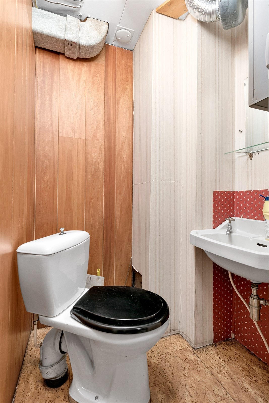 Underetasje - WC Galleribilde