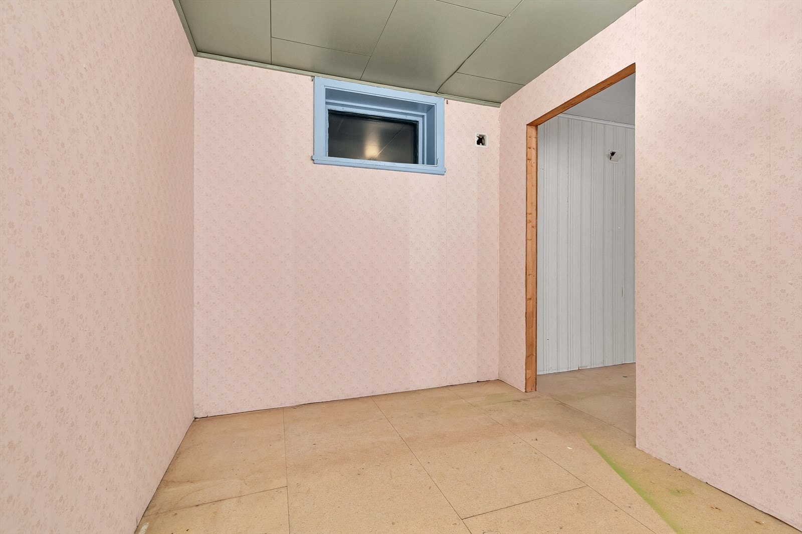 Underetasje - Bod Galleribilde