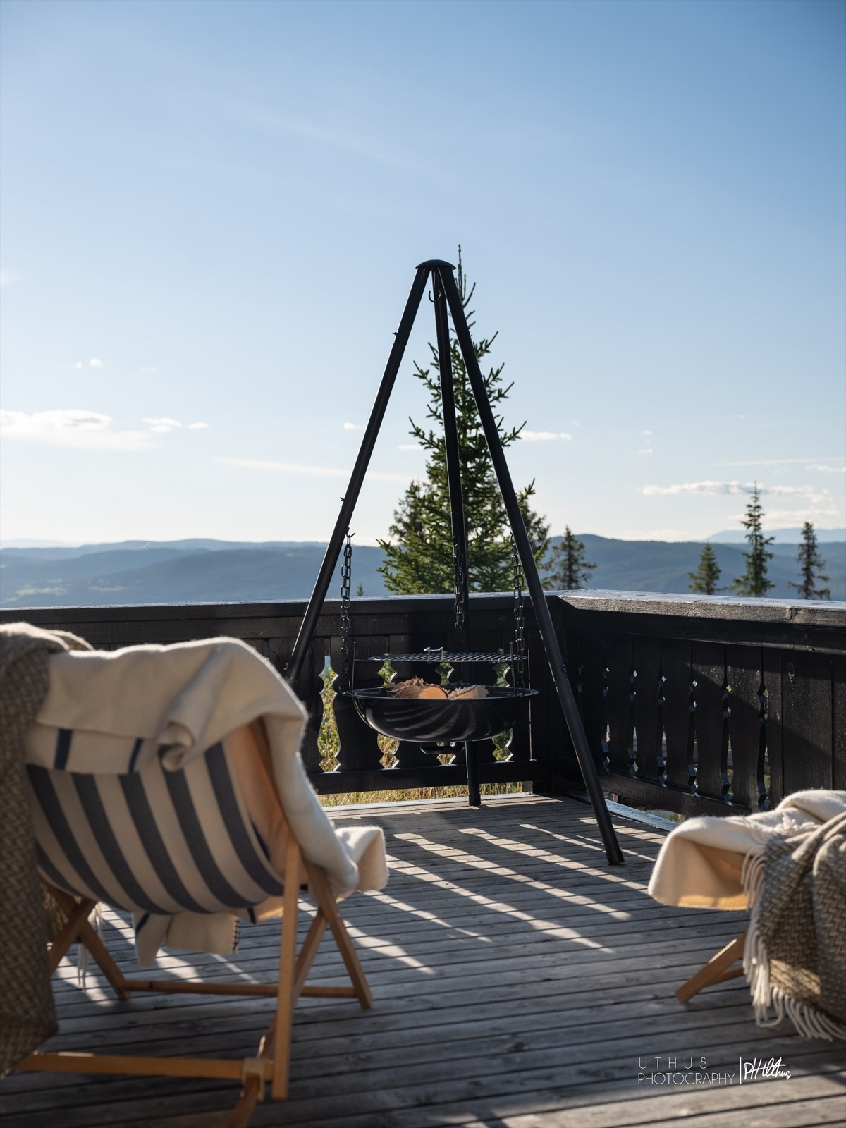 Her kan enn sitte på terrassen i stille og fredelige omgivelser. Galleribilde