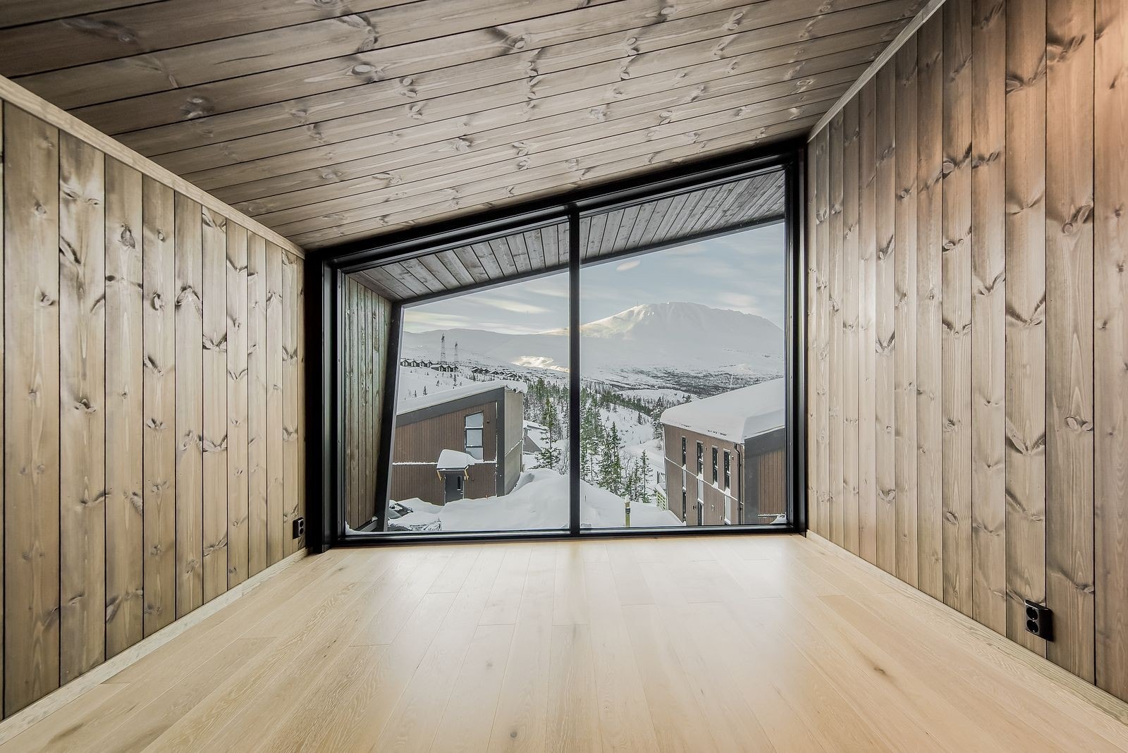 Meget stor takhøyde 2 etg Galleribilde