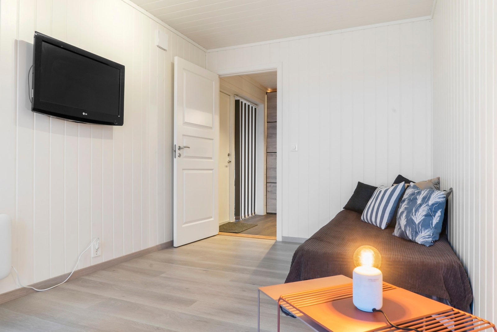 Det er totalt 3 soverom i rorbua Galleribilde
