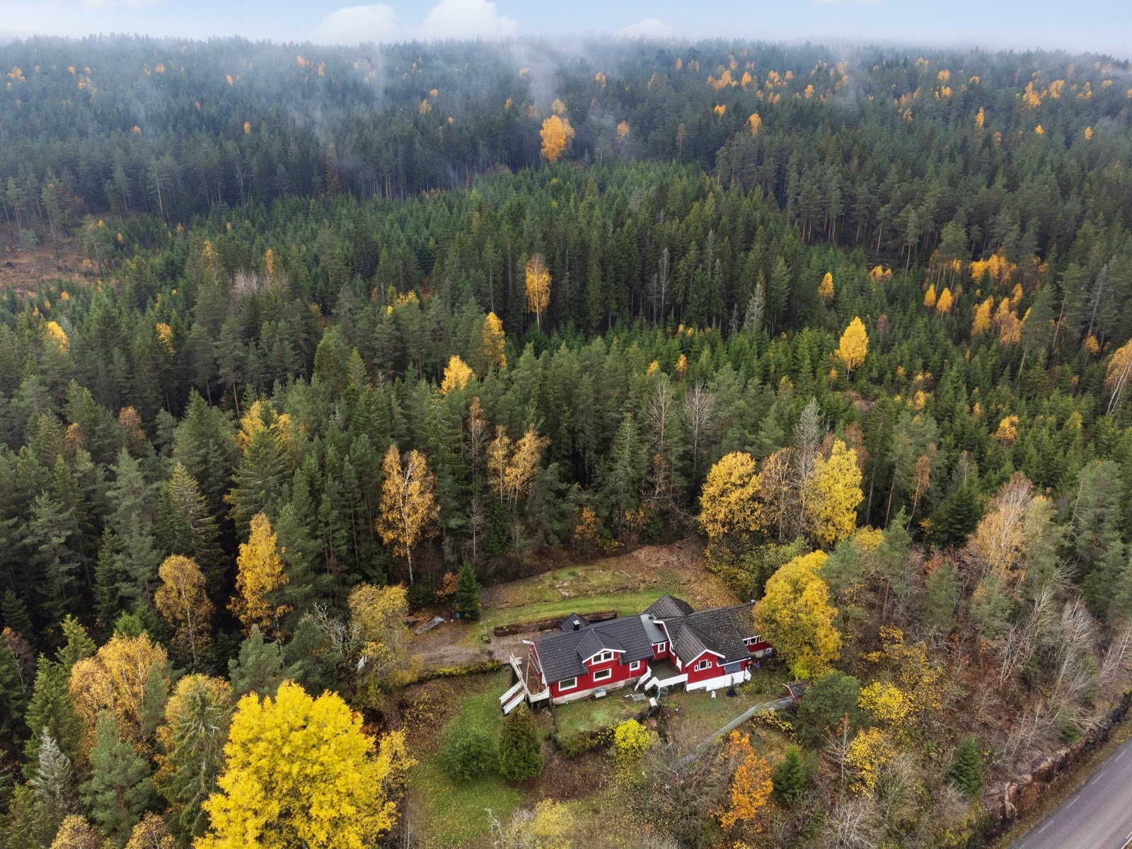 Meglerhuset Telemark v/Jørn Eik-Nilsen presenterer Hynivegen 301. Galleribilde