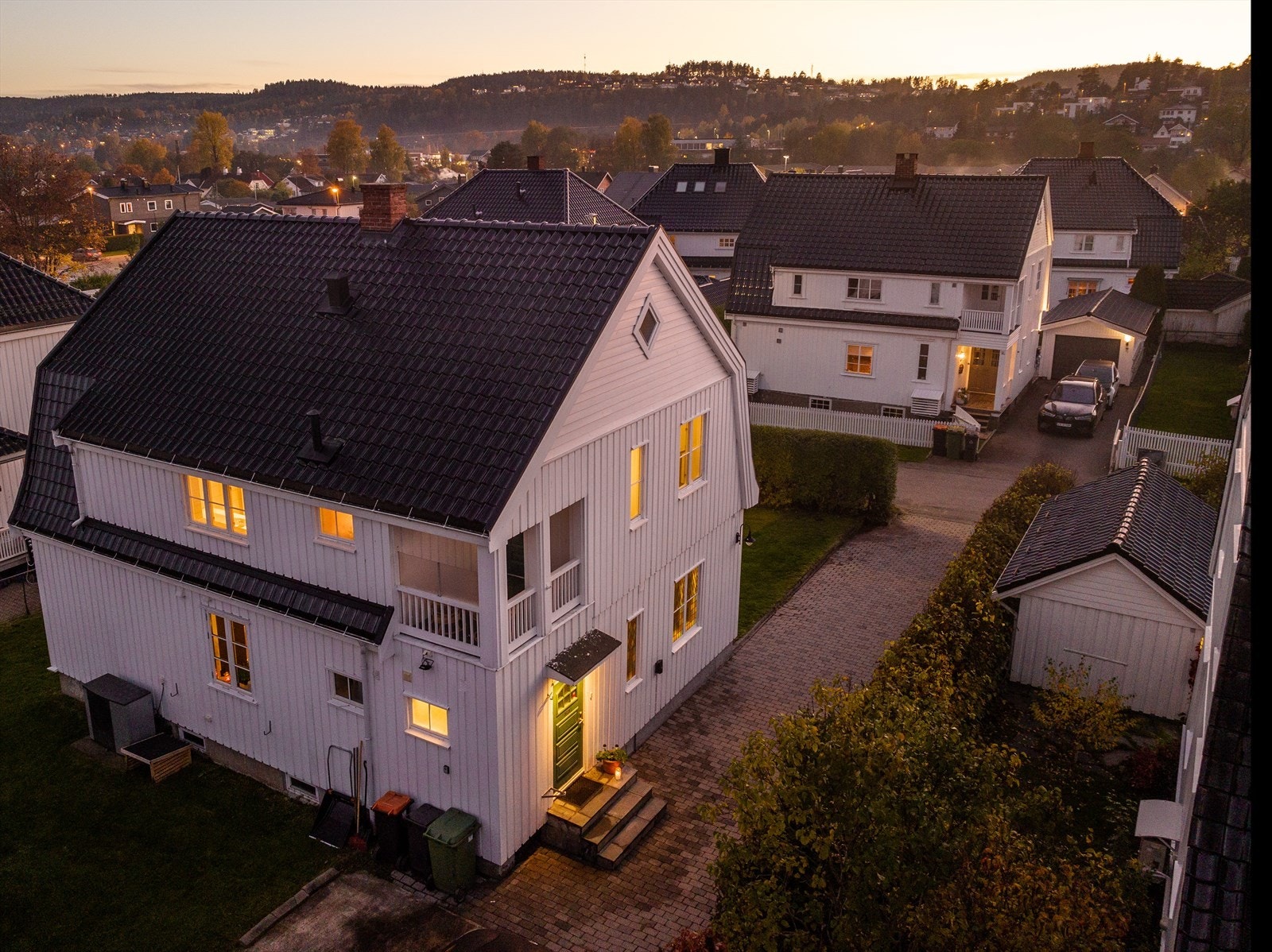 Det er kort avstand til Skiens sentrumsgater, barnehager og skoler. Galleribilde