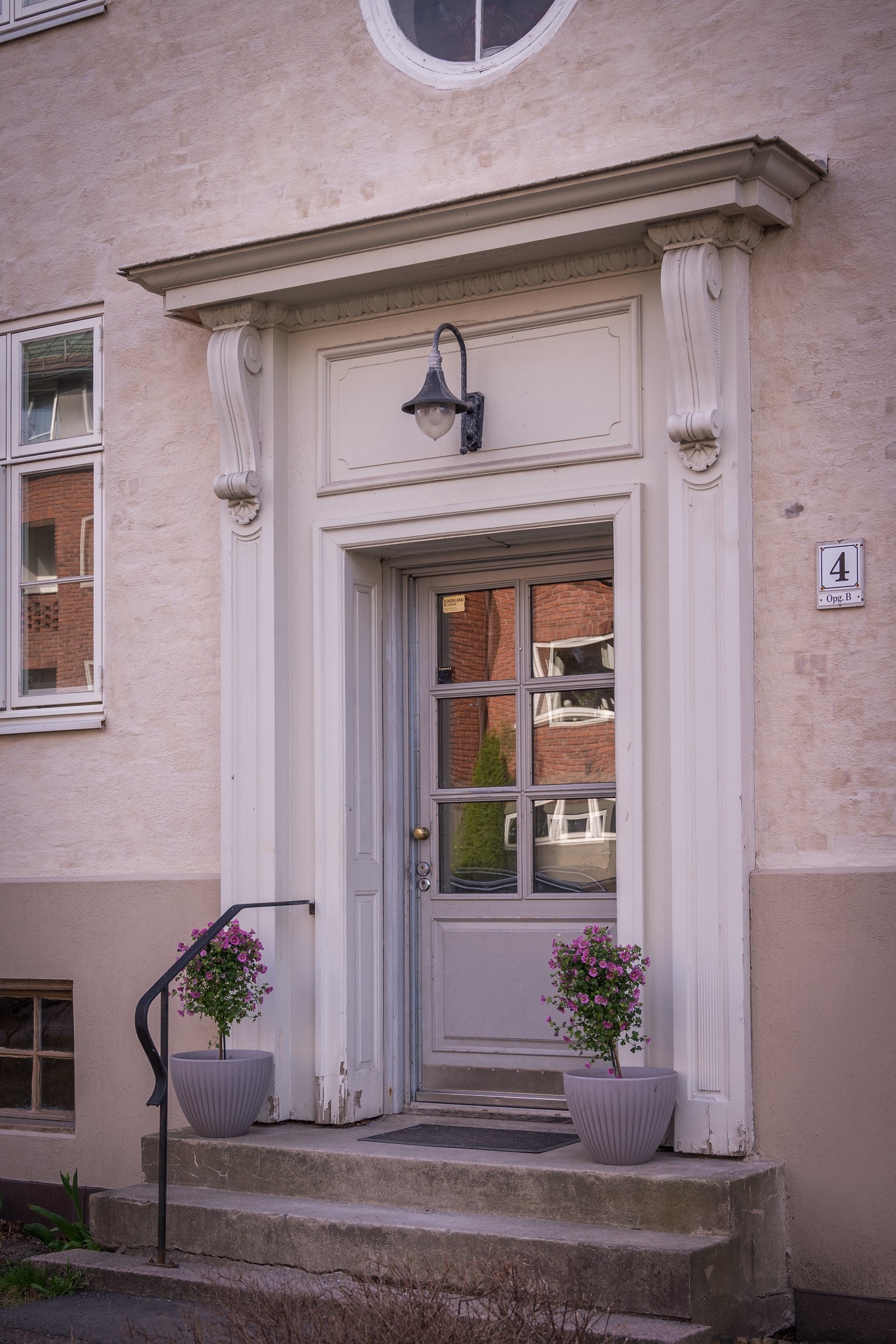 Inngangsparti Galleribilde