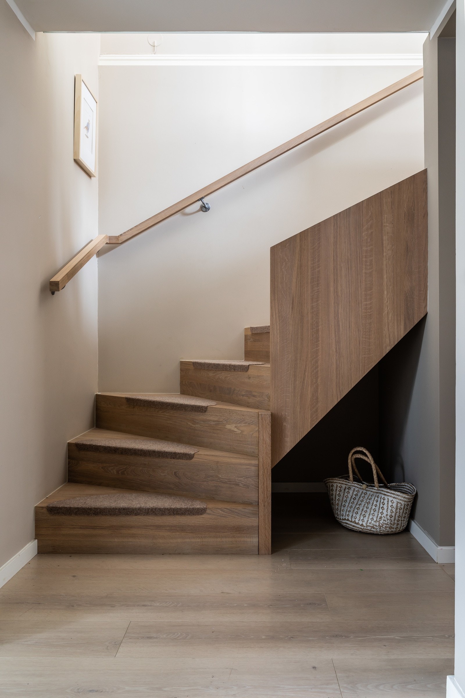 Kjelleren ble bygget ut i 2019 av fagfolk og ferdigattest på arbeidet foreligger. Galleribilde