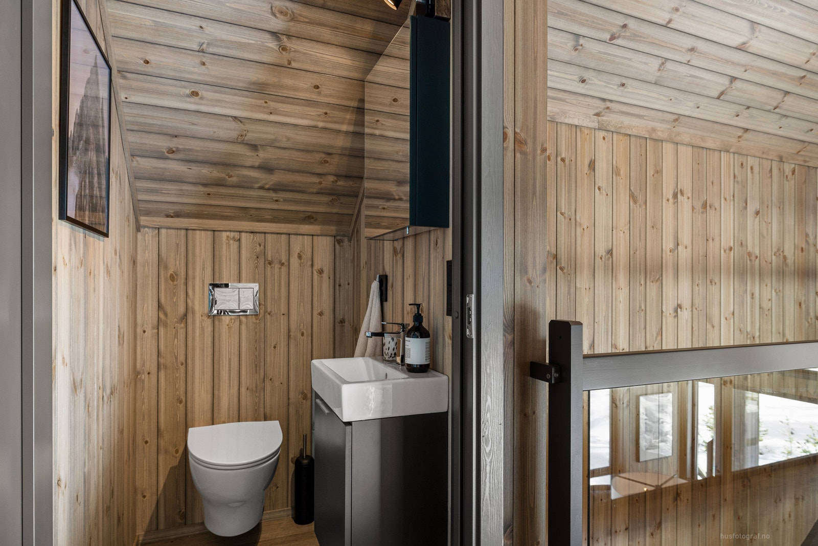 Wc, 2. etg Galleribilde