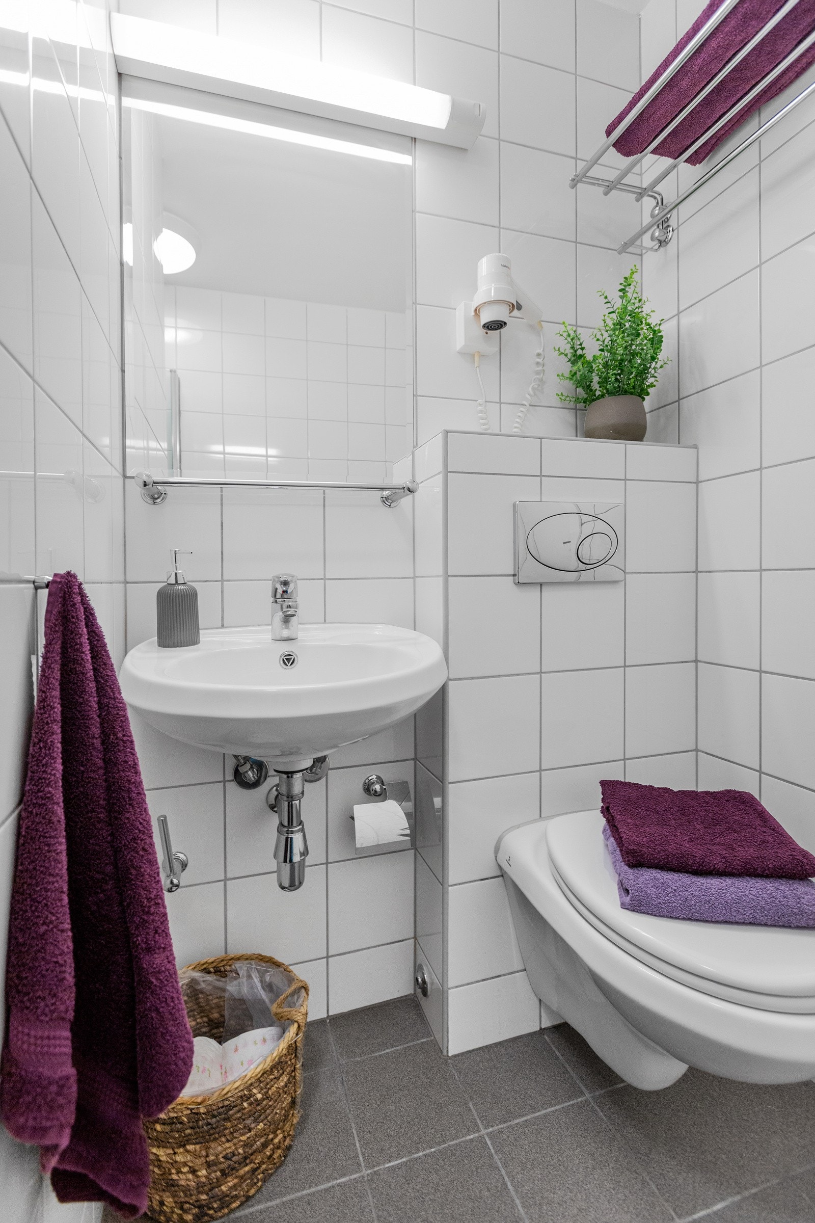 Det er behagelig gulvvarme på begge bad Galleribilde