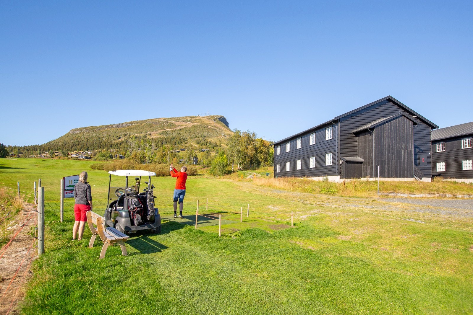 Leiligheten ligger like ved utslag på hull 11 på golfbanen Galleribilde