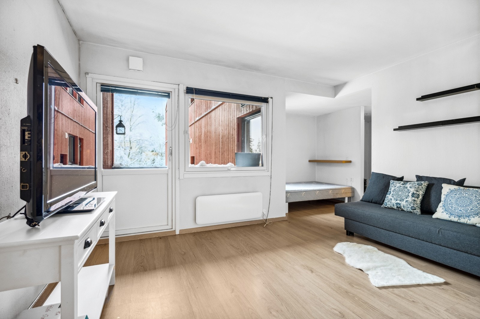 - Stuen har utgang til balkong - Galleribilde