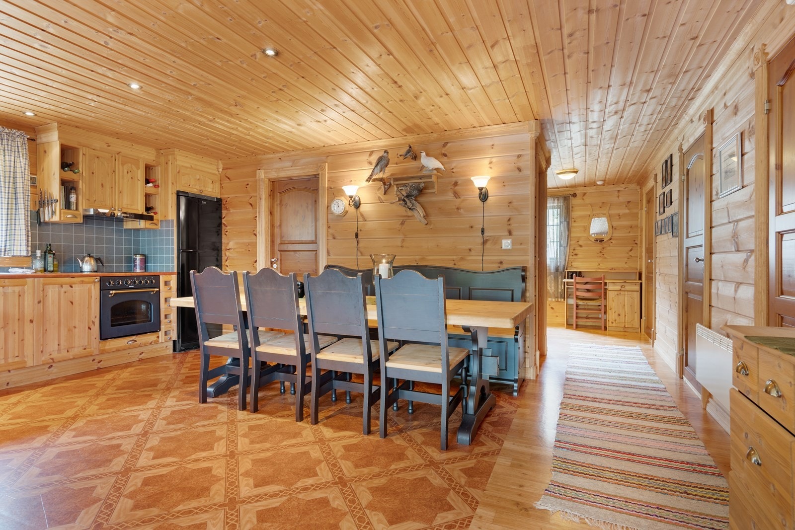 Den åpne løsningen skaper en romslig atmosfære Galleribilde