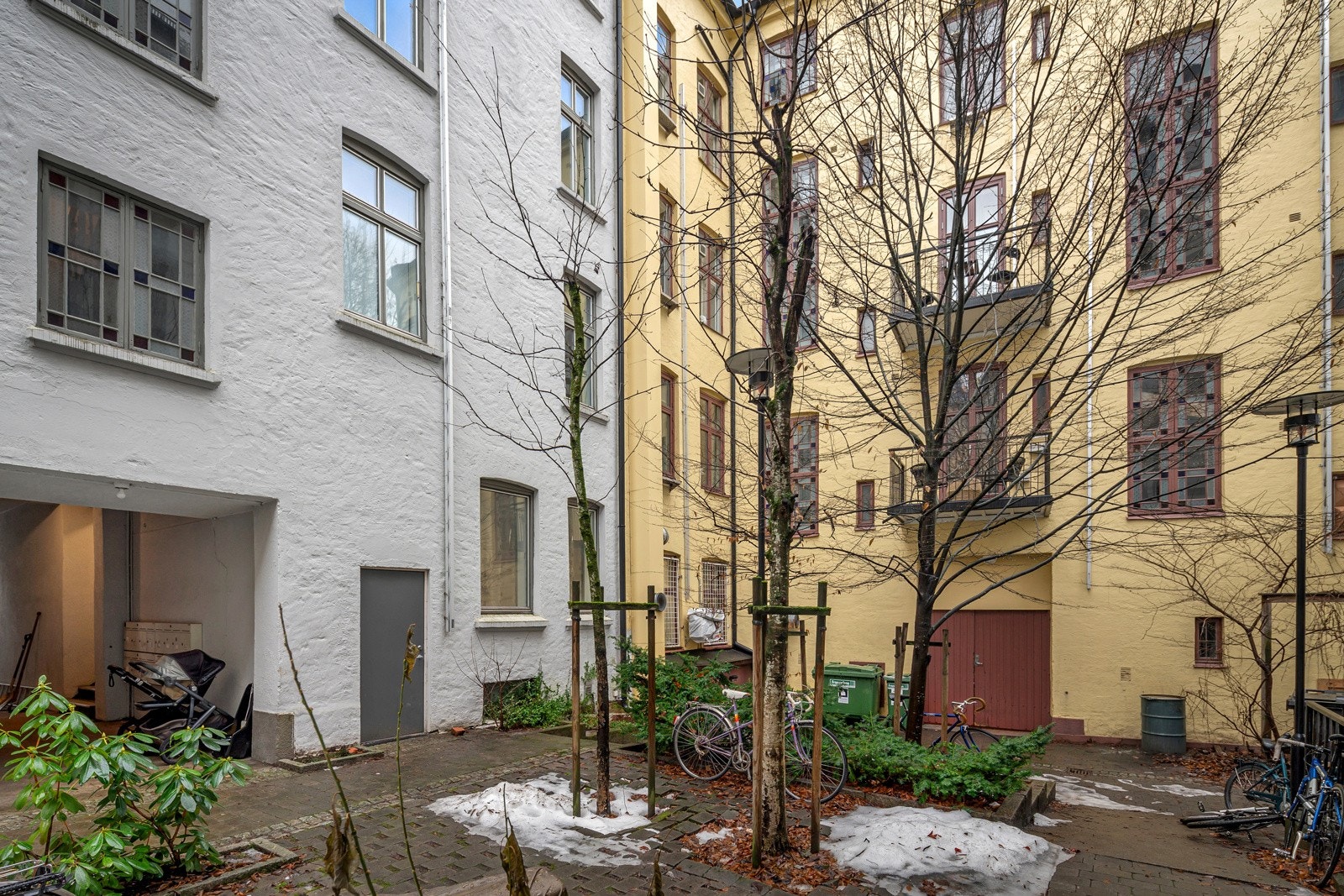 Skjermet bakgård Galleribilde