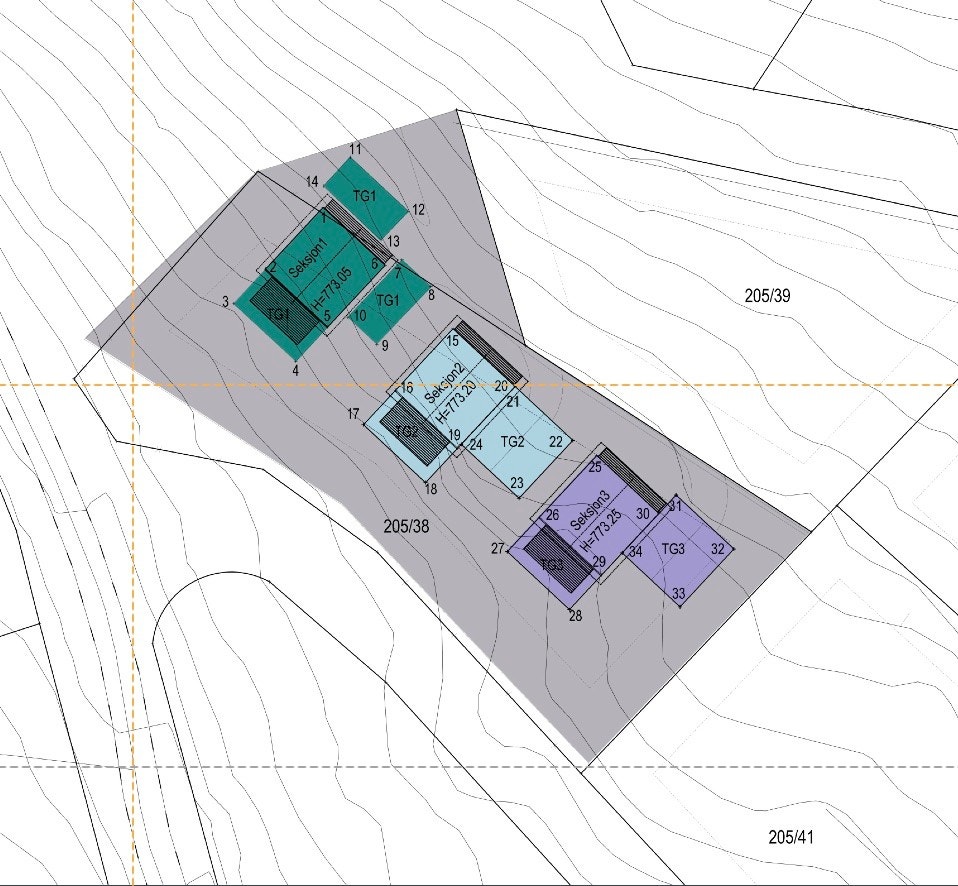 Tomten seksjoneres for 3 like hytter Galleribilde