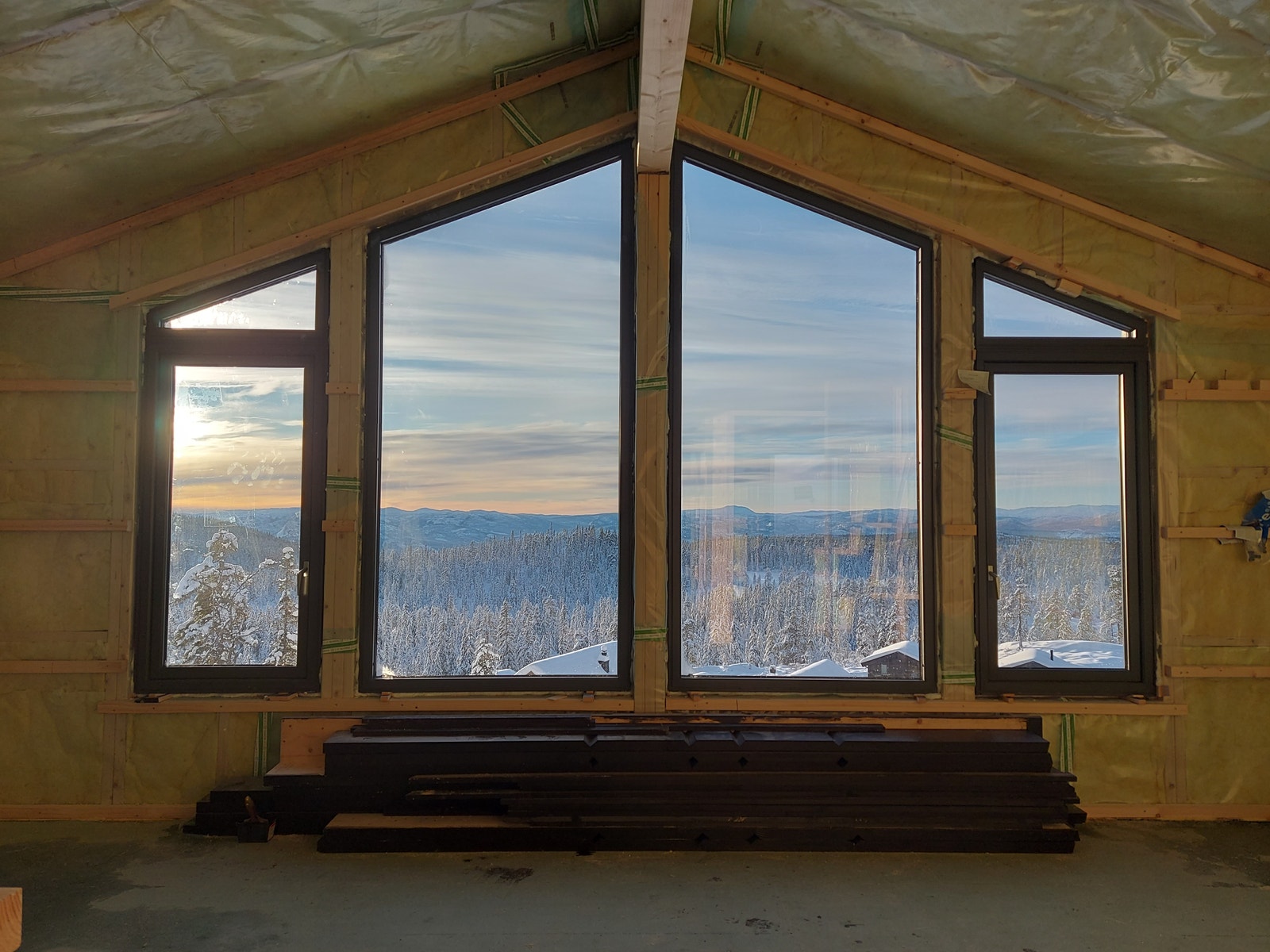 Hytta har flott utsikt mot Gaustatoppen Galleribilde