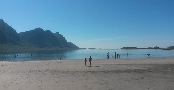 Brennviksanden - 2.5 KM lang sandstrand ca 15 minutters kjøretur fra Botnveien 70 Galleribilde