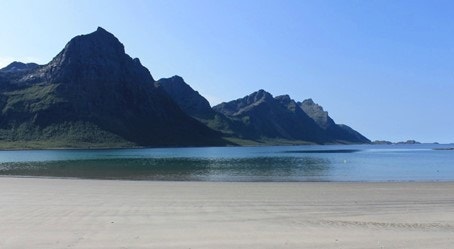 Brennviksanden - 2.5 KM lang sandstrand ca 15 minutters kjøretur fra Botnveien 70 Galleribilde