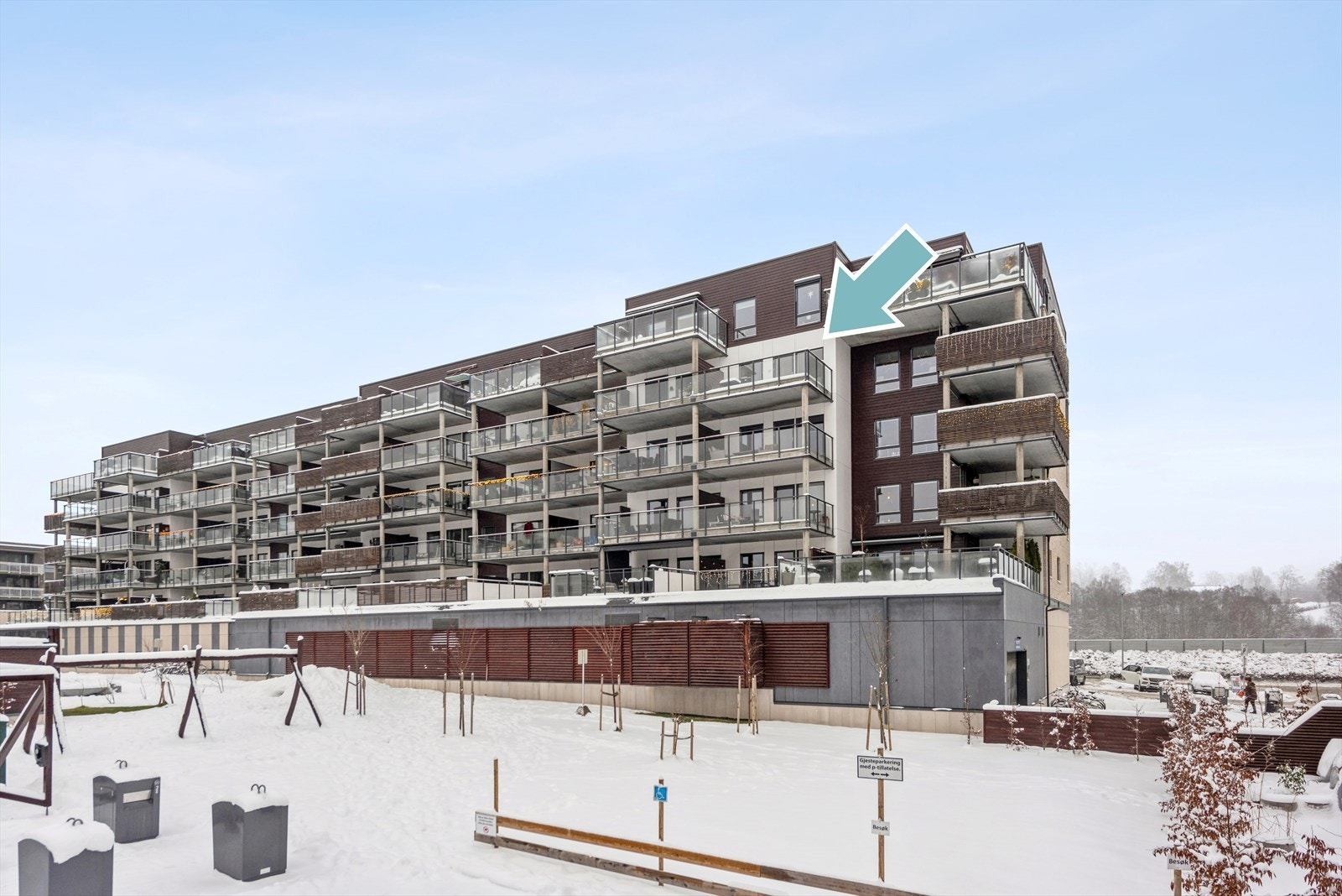 Leiligheten ligger fint plassert til i 5.etg Galleribilde