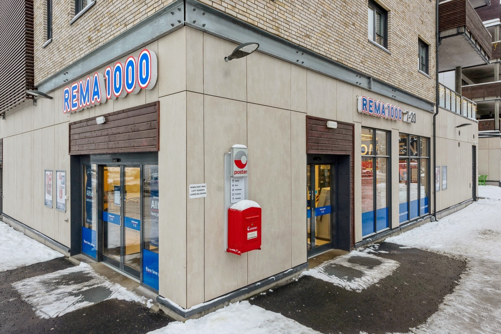 Rema 1000 finner en også i umibbelbar nærhet Galleribilde