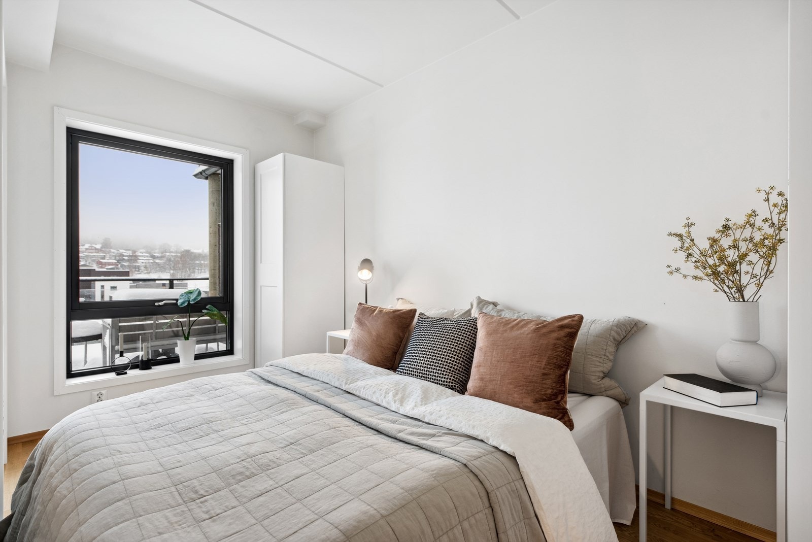 Soverommet ligger innenfor stuen Galleribilde