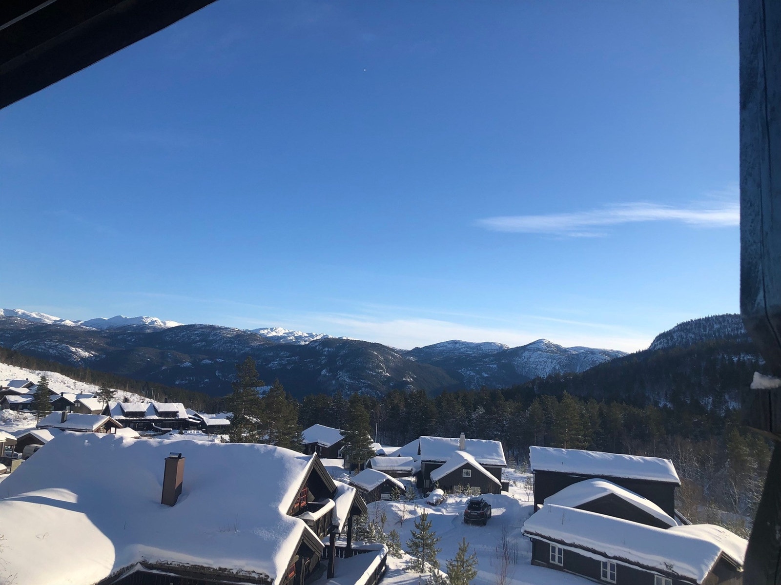 Selgers eget bilde: Upåklagelig utsikt fra veranda i 2. etasje. Galleribilde